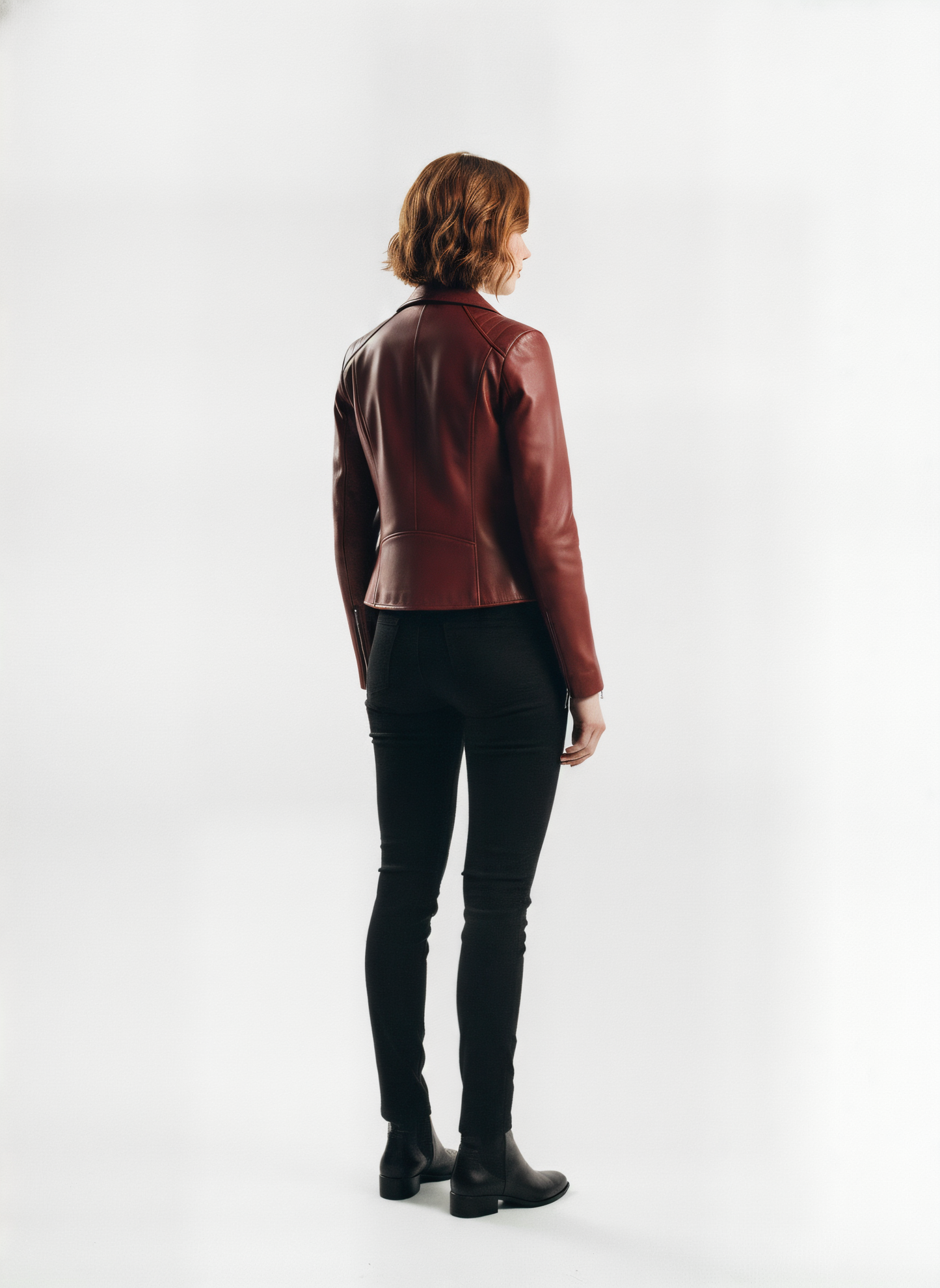 kaya-scodelario-resident-evil-leather-jacket - vton_rear